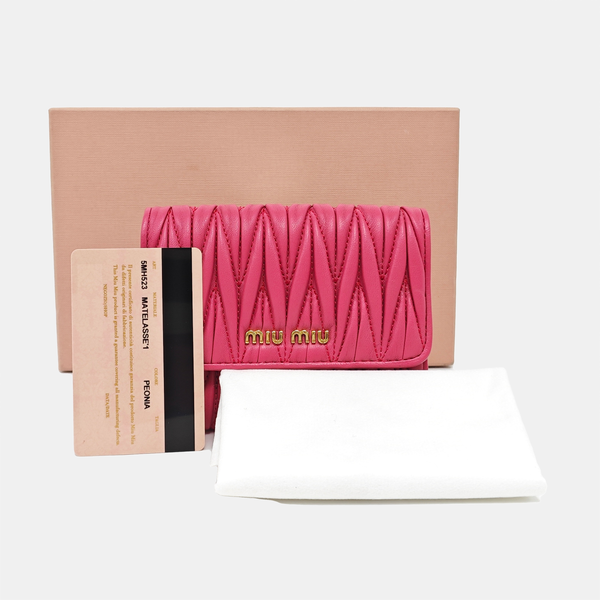 Matelassé Quilted Lambskin Red Card Holder