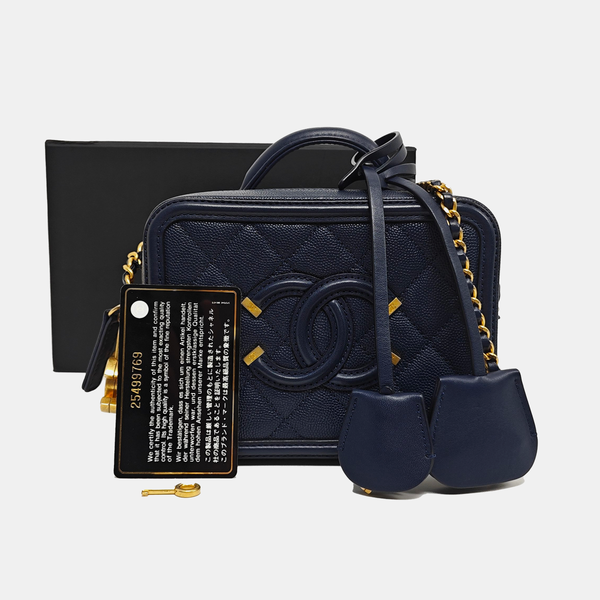 Authenticated pre-owned FILIGREE Small Quilted Grained Calfskin Blue - Shoulder Bag at Looply