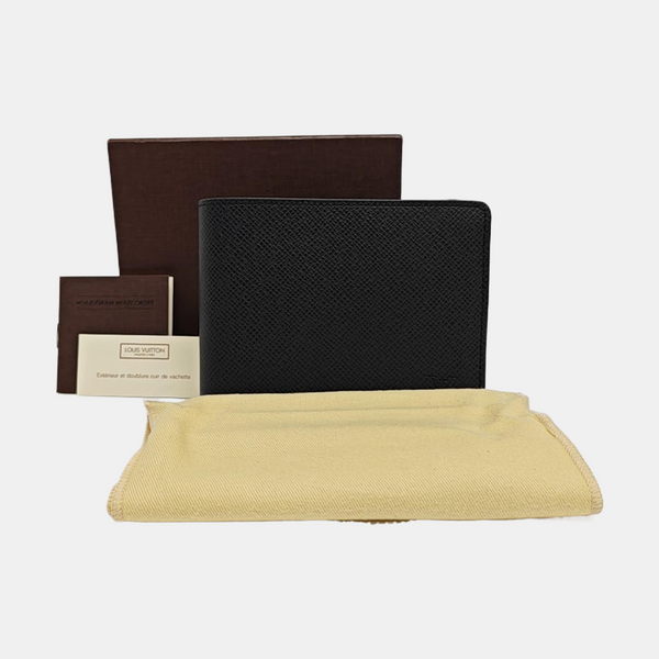 VIKTOR Calfskin Black Wallet