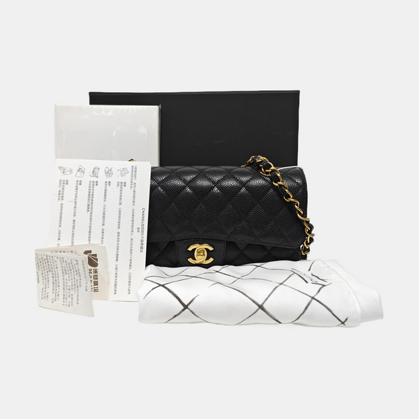 CLASSIC FLAP Small Quilted Grained Calfskin Black