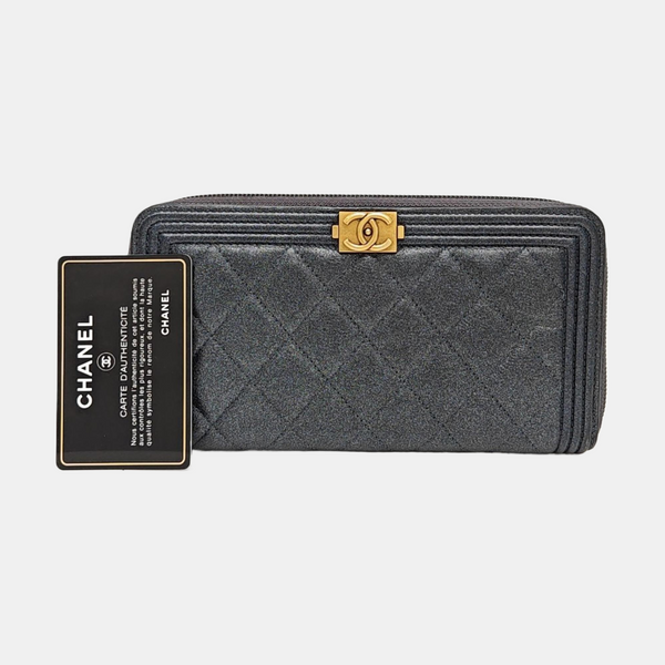 BOY CHANEL Mini Quilted Calfskin Blue Wallet
