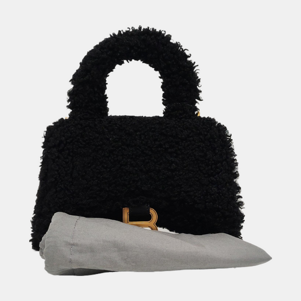 Hourglass Mini Sheepskin Black