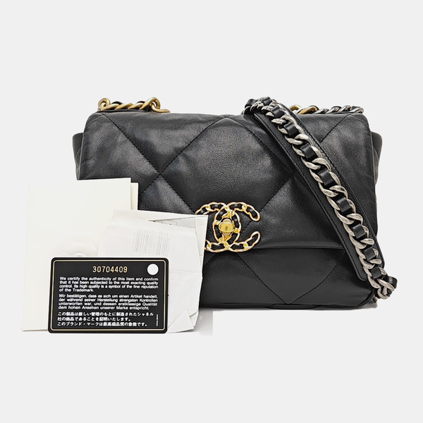 CHANEL 19 Small Quilted Lambskin Black