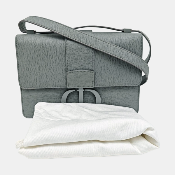 30 Montaigne Medium Calfskin Gray