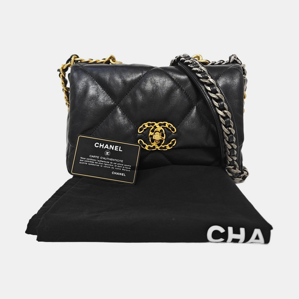 CHANEL 19 Small Quilted Lambskin Black