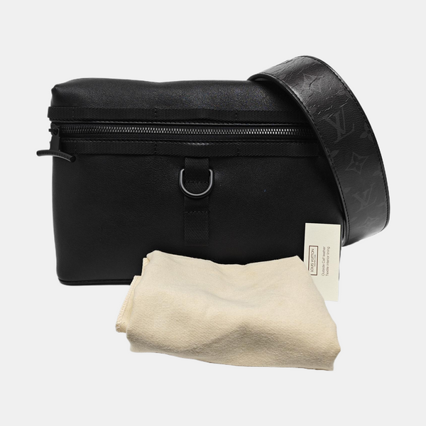 Calfskin Shoulder Bag PM Black