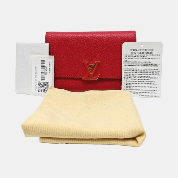 CAPUCINES Calfskin Red Wallet