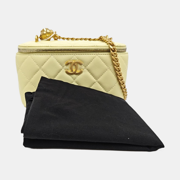 VANITY CASE Small Quilted Calfskin Yellow