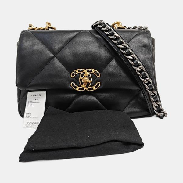CHANEL 19 Small Quilted Lambskin Black
