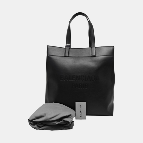 DUTY FREE North-South Calfskin Black