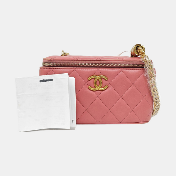 VANITY CASE Small Quilted Lambskin Pink