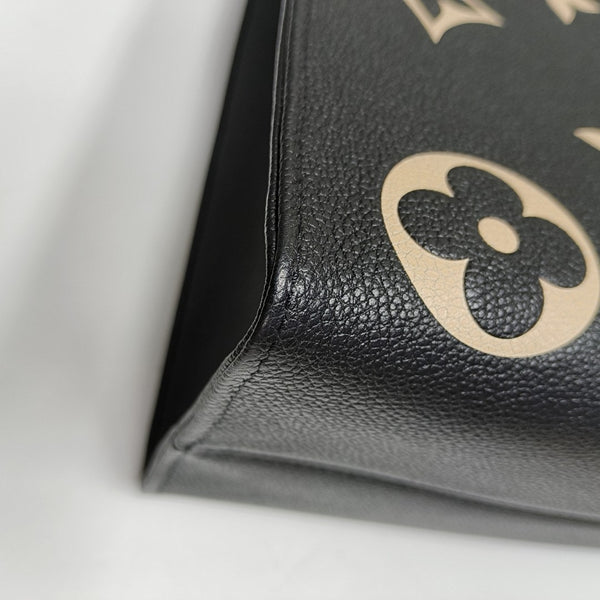 ONTHEGO MM Monogram Calfskin Black