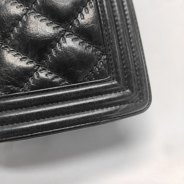 BOY CHANEL Medium Quilted Calfskin Black