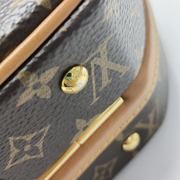 BOITE CHAPEAU PM Monogram Coated Canvas Brown