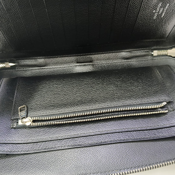 Damier Graphite Coated Canvas Clutch Gray
