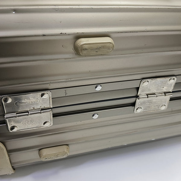 Special Material Luggage Beige