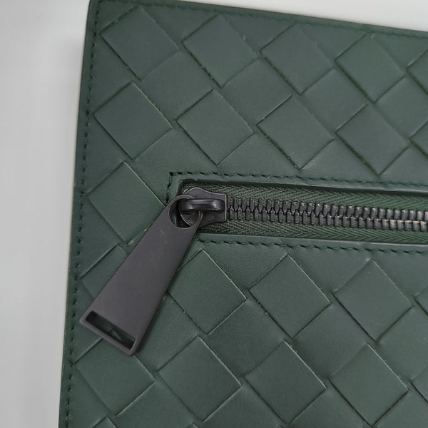 Calfskin Clutch Small Green