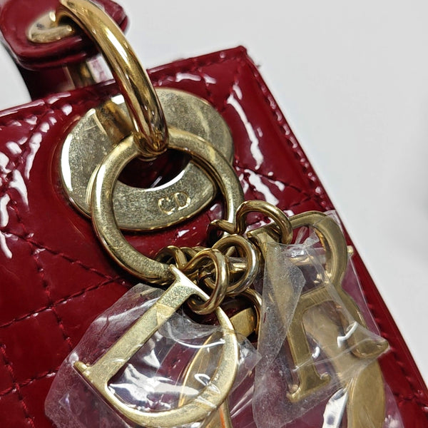 Authenticated pre-owned Lady Dior Mini Quilted Patent Leather Red - Tote Bag at Looply