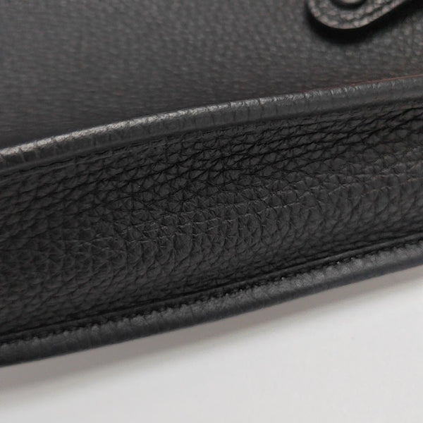 Authenticated pre-owned Evelyne TPM Clemence Black - Shoulder Bag at Looply