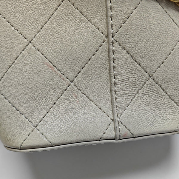 DRAWSTRING Quilted Grained Lambskin Beige