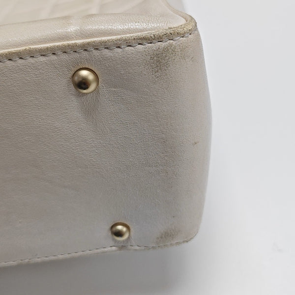 CHOCOLATE BAR Lambskin White