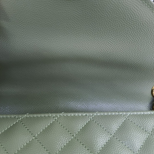 ENVELOPE Medium Quilted Calfskin Green