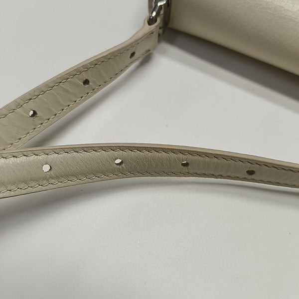 Crush becerro pequeño beige
