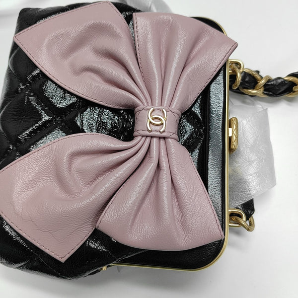 Quilted Patent Leather Shoulder Bag Black