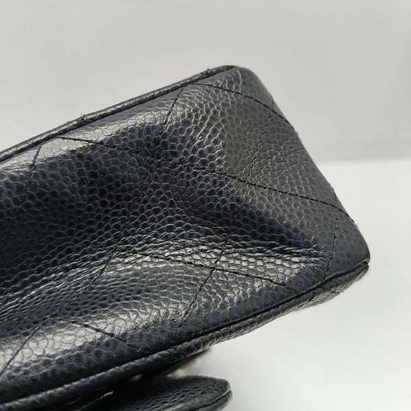 CLASSIC FLAP Medium Quilted Grained Calfskin Black