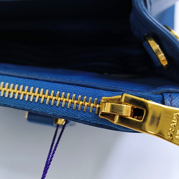 Authenticated pre-owned Galleria Saffiano Calfskin Blue - Shoulder Bag at Looply