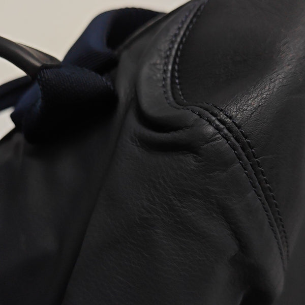 V LINE Calfskin Multicolor