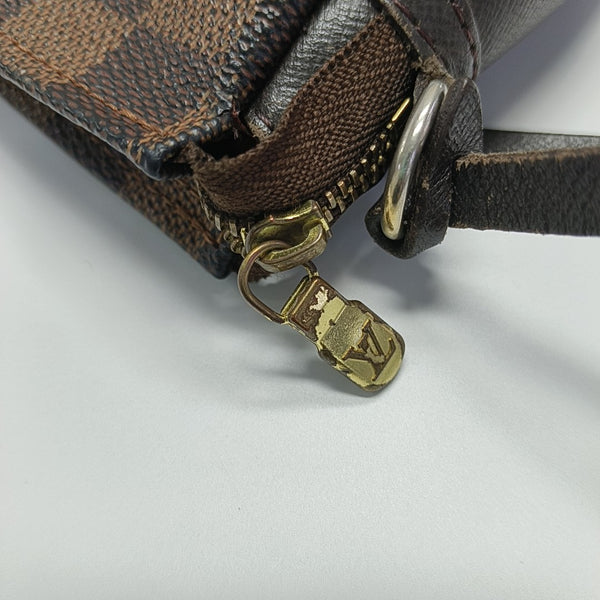 TROUSSE MAKE UP Damier Ebene Coated Canvas Brown