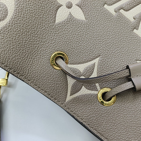 NÉONOÉ MM Calfskin Gray