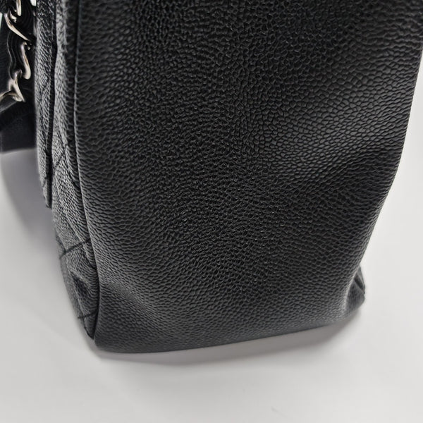 CHANEL GST Large Quilted Grained Calfskin Black