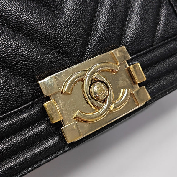 BOY CHANEL Chevron, Quilted Grained Calfskin Black