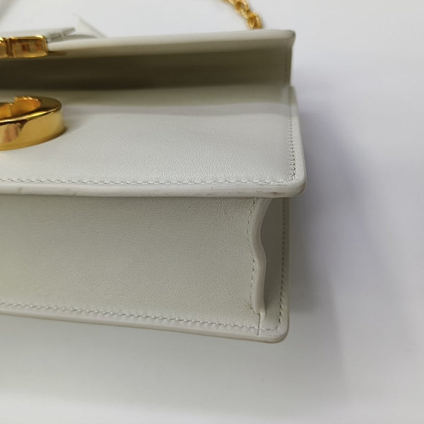 30 Montaigne East-West Calfskin White