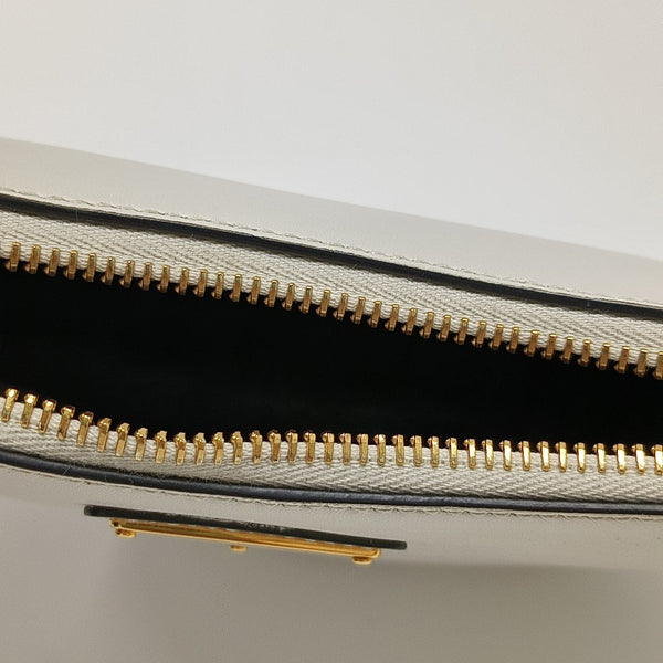 Arqué Calfskin White