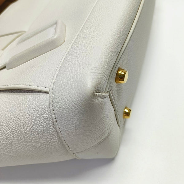 Arco Medium Calfskin White