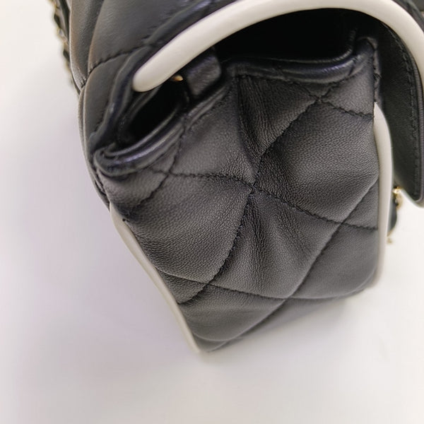 Quilted Lambskin Crossbody Bag Mini Black