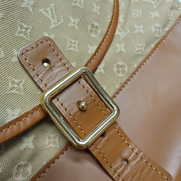 BERANGERE Monogram Canvas Brown