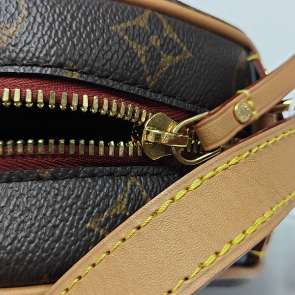 BOITE CHAPEAU PM Monogram Coated Canvas Brown