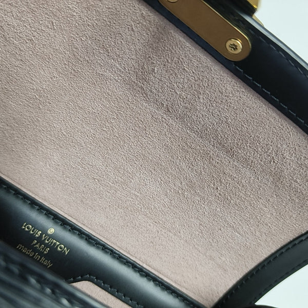 PAPILLON 19 Epi Black