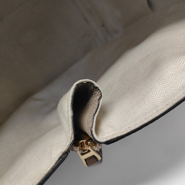 Hammock Small Calfskin Gray