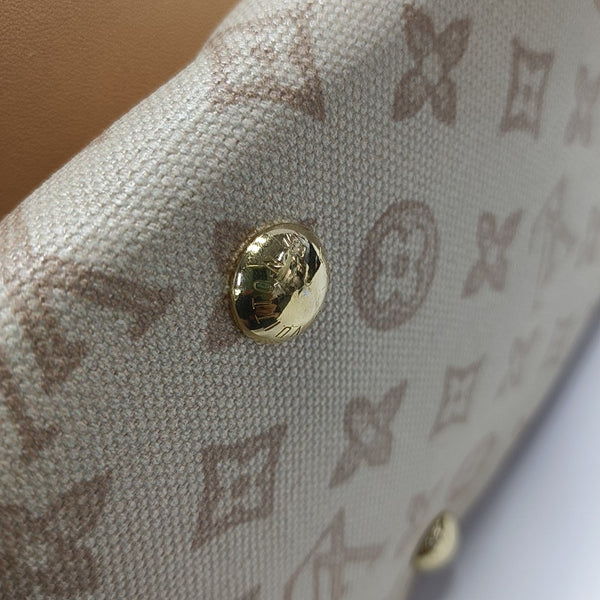 CARRYALL MM Monogram Coated Canvas Beige
