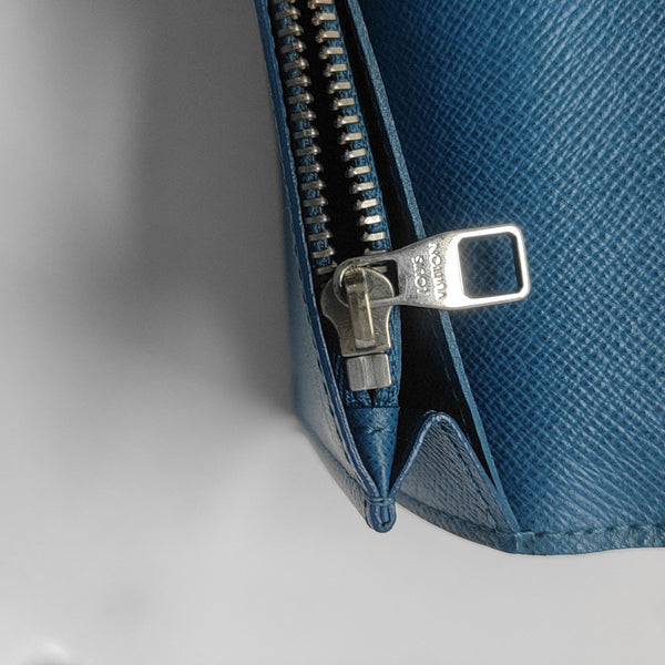 BRAZZA Calfskin Blue Wallet