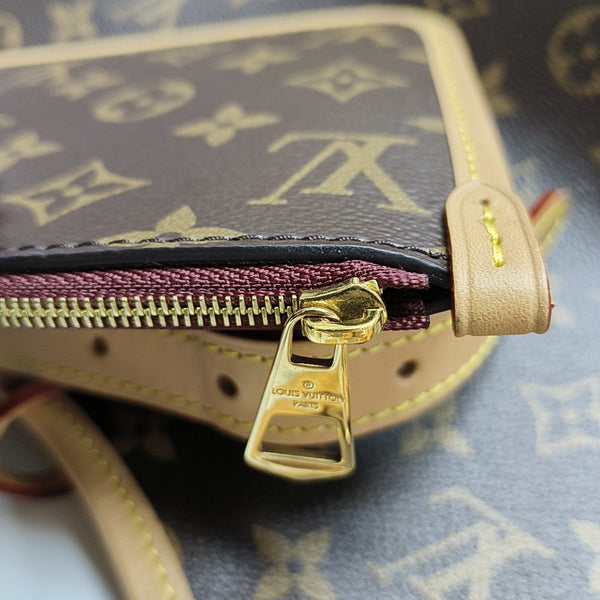 CARRYALL PM Monogram Coated Canvas Brown