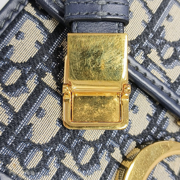 30 Montaigne Oblique Canvas Blue