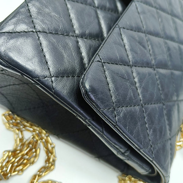 Authenticated pre-owned 2.55 227 (jumbo) Quilted Calfskin Black - Shoulder Bag at Looply