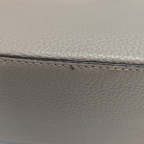 CAPUCINES MM Calfskin Gray