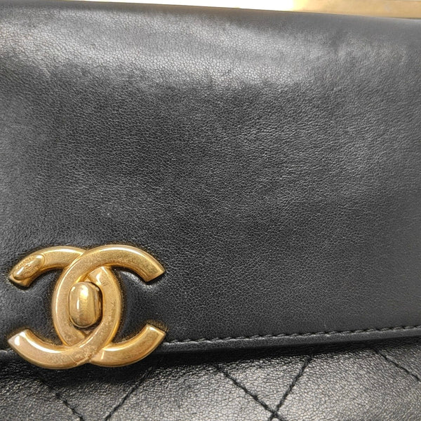 CLASSIC FLAP Quilted Lambskin Black